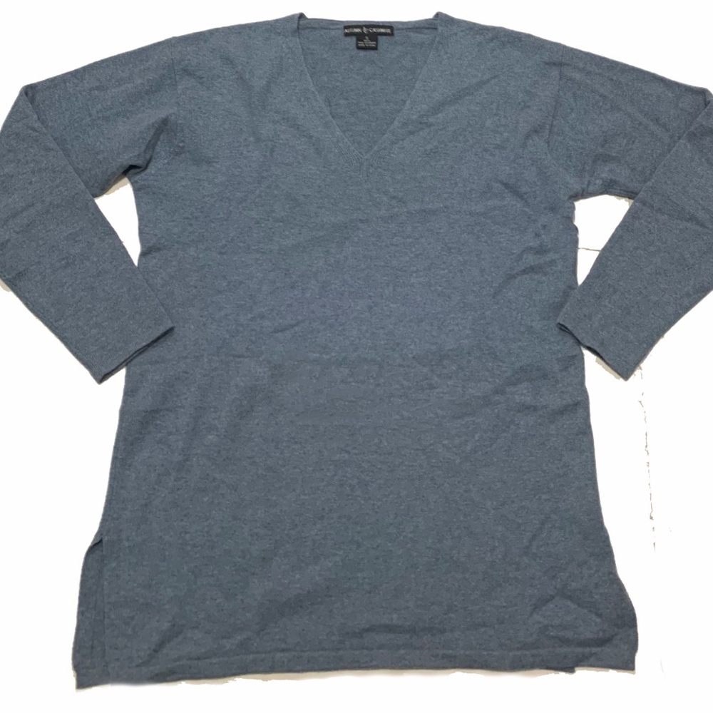 Autumn Cashmere V-Neck Tunic Sweater in Slate Blue